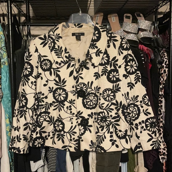 Exquisite Style & Co. Lined Blazer Size 6 - Picture 1 of 5